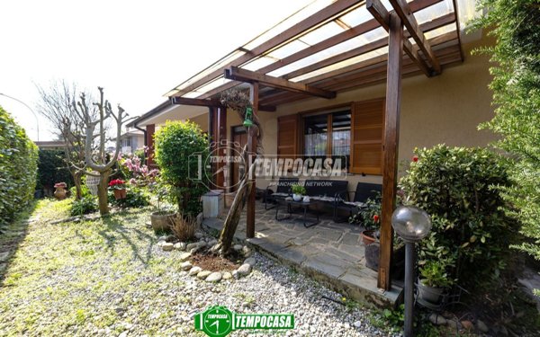 casa indipendente in vendita a Basiano