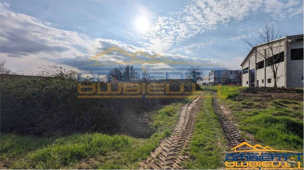 negozio in vendita a Basiano