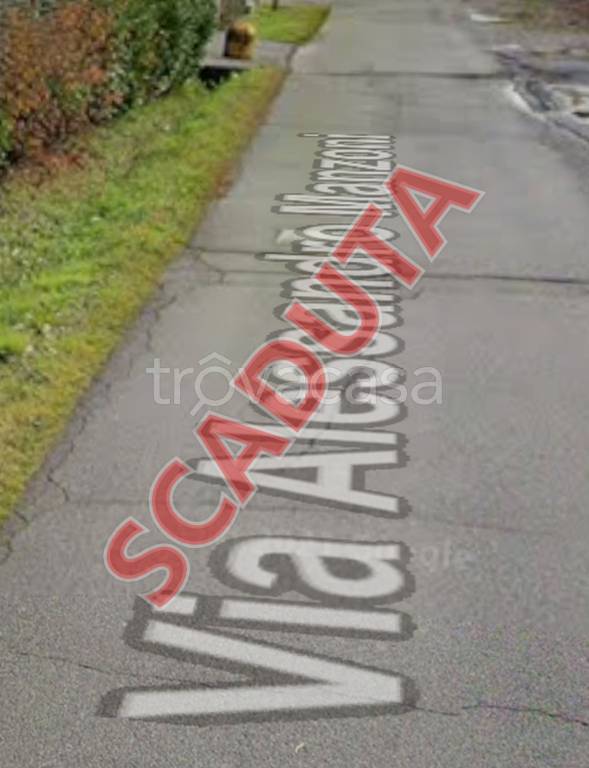 locale commerciale in vendita a Basiano