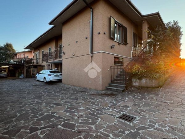 casa indipendente in vendita a Basiano