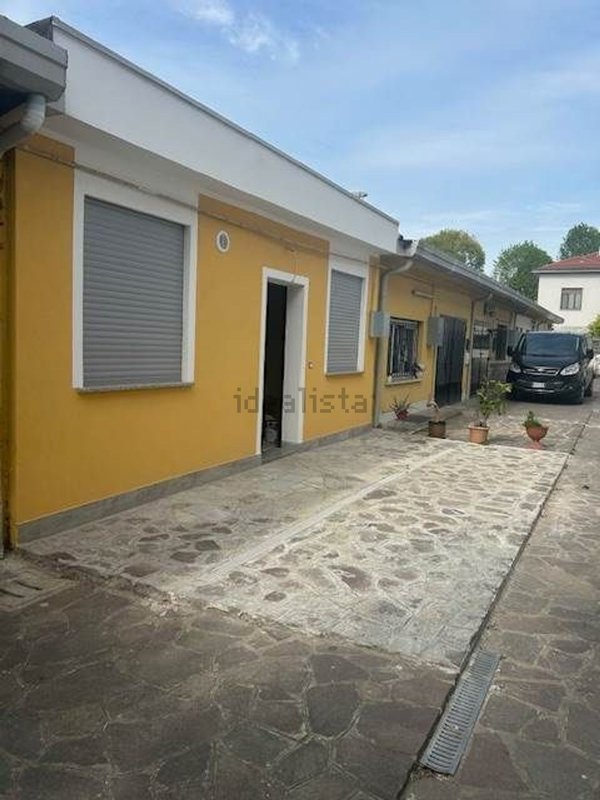 casa indipendente in vendita a Basiano