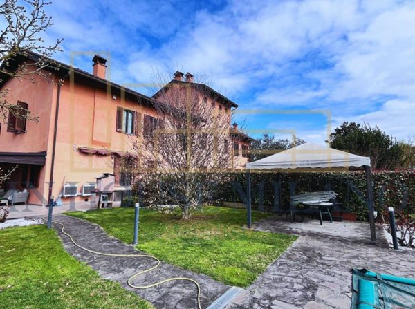 casa indipendente in vendita a Basiglio