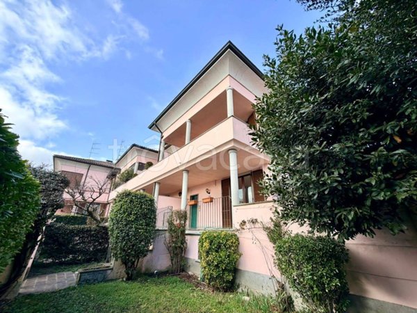 casa indipendente in vendita a Basiglio