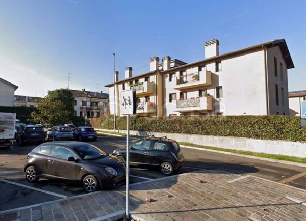 casa indipendente in vendita a Basiglio