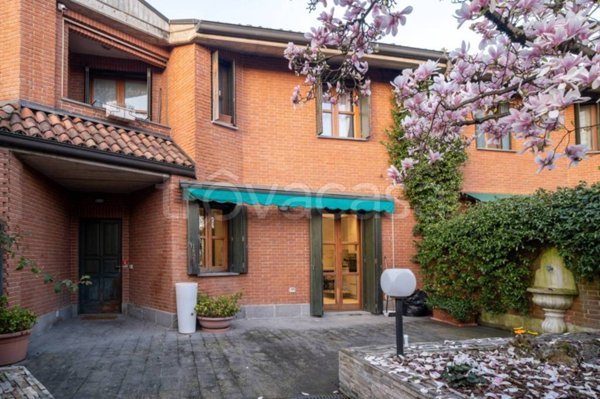 casa indipendente in vendita a Basiglio