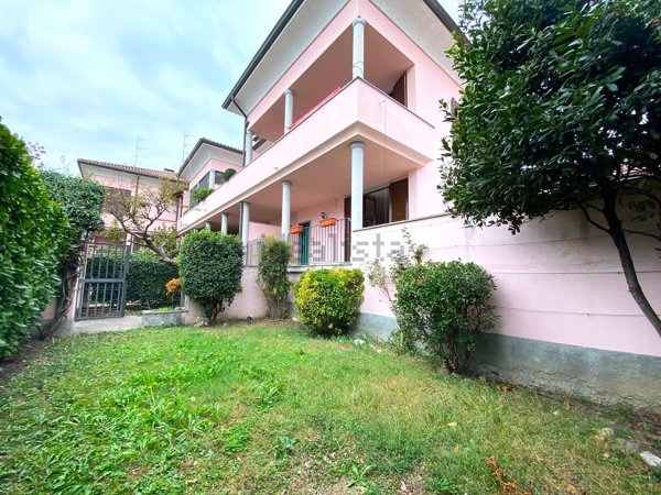 casa indipendente in vendita a Basiglio