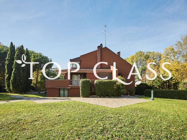 casa indipendente in vendita a Basiglio in zona Cascina Vione