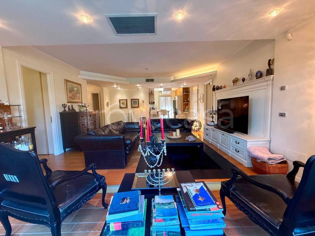 appartamento in vendita a Basiglio