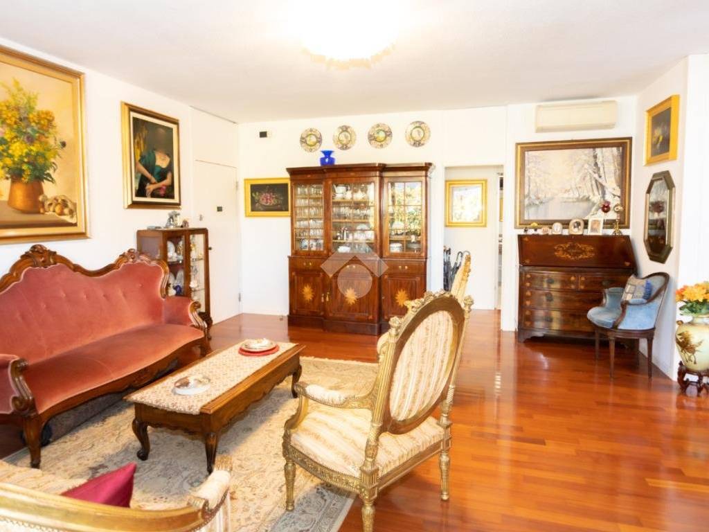 appartamento in vendita a Basiglio