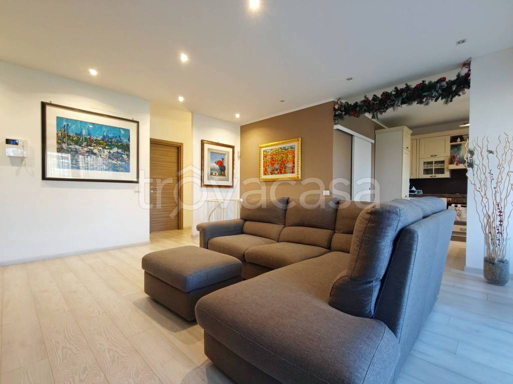 appartamento in vendita a Basiglio