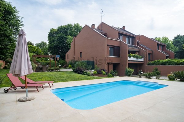 casa indipendente in vendita a Basiglio