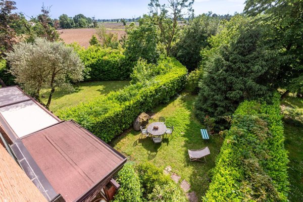 casa indipendente in vendita a Basiglio