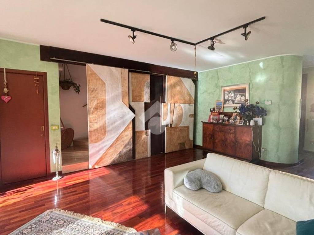 casa indipendente in vendita a Basiglio