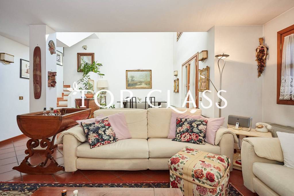 casa indipendente in vendita a Basiglio