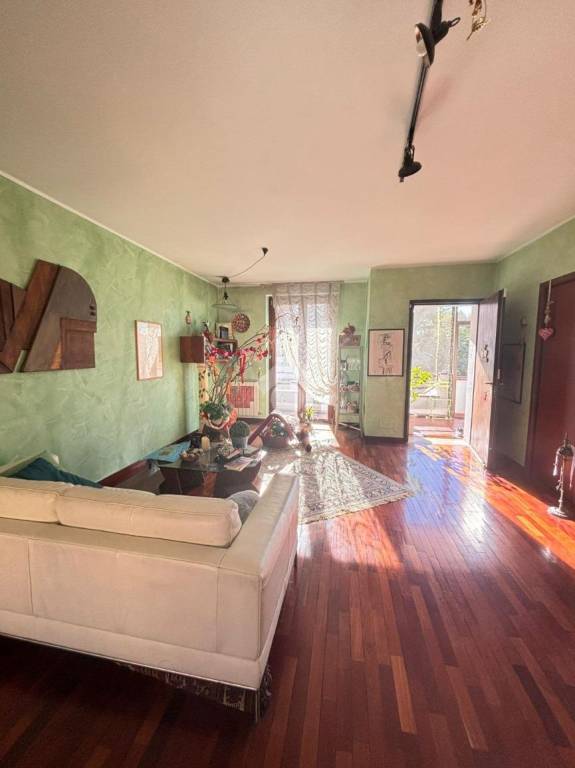 casa indipendente in vendita a Basiglio