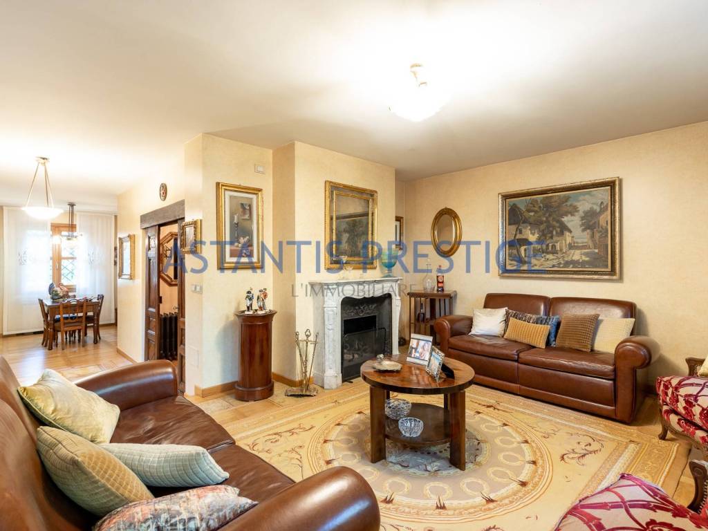 casa indipendente in vendita a Basiglio