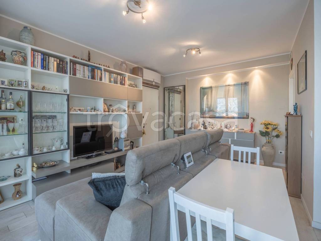 appartamento in vendita a Basiglio