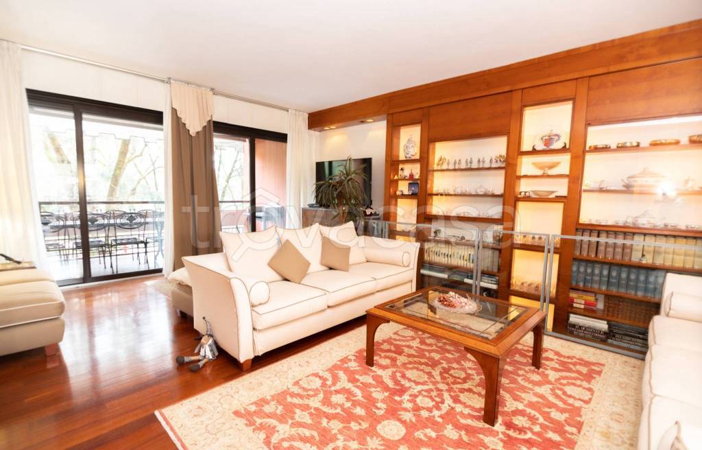 appartamento in vendita a Basiglio