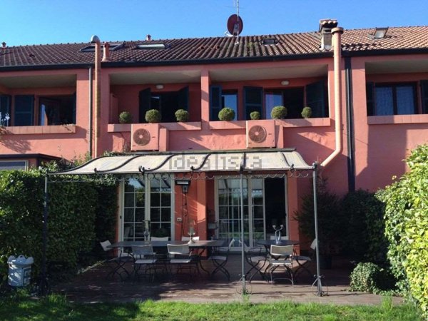 casa indipendente in vendita a Basiglio