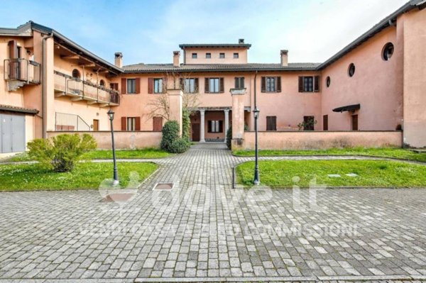 casa indipendente in vendita a Basiglio