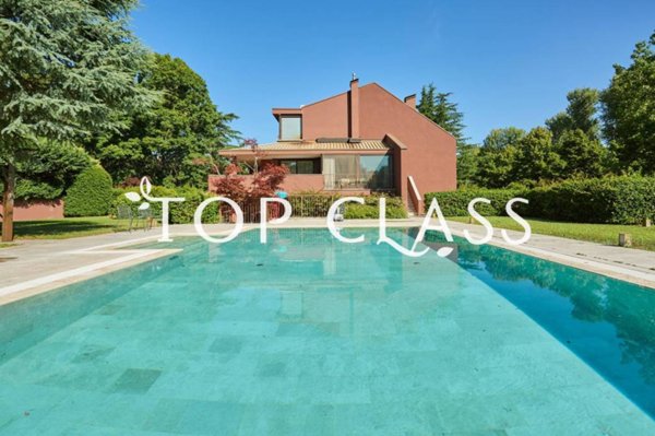 casa indipendente in vendita a Basiglio
