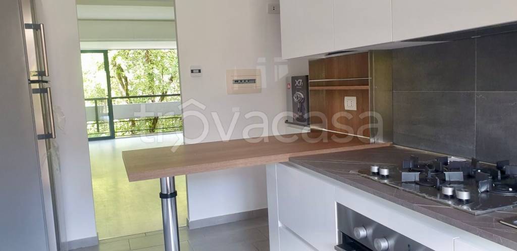 appartamento in vendita a Basiglio in zona Cascina Vione