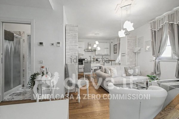 appartamento in vendita a Basiglio in zona Cascina Vione