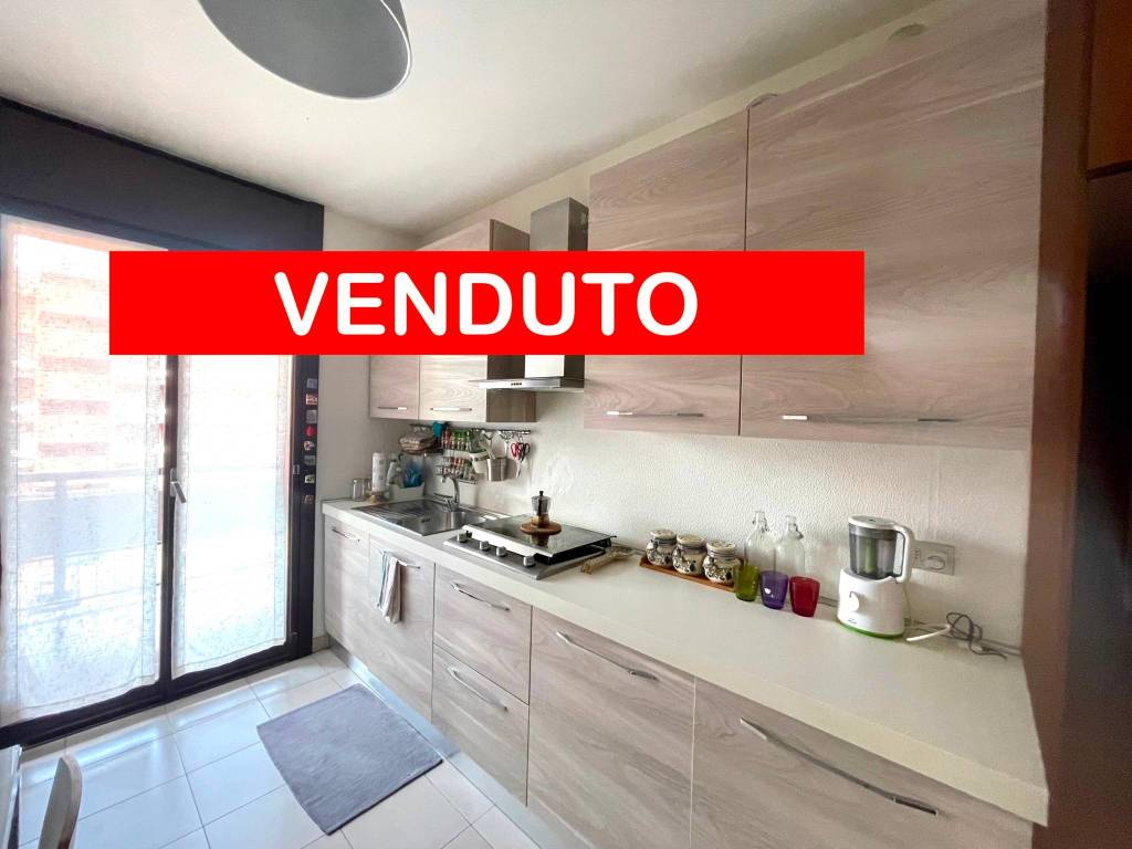 appartamento in vendita a Basiglio in zona Cascina Vione
