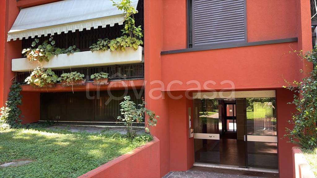 appartamento in vendita a Basiglio in zona Cascina Vione