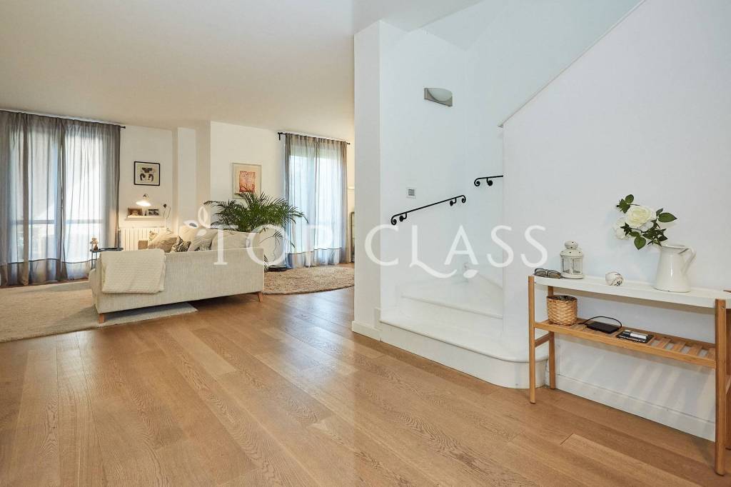 casa indipendente in vendita a Basiglio in zona Cascina Vione
