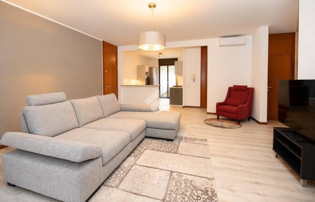 appartamento in vendita a Basiglio in zona Cascina Vione