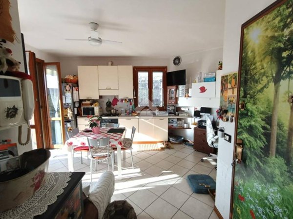 appartamento in vendita a Bellinzago Lombardo
