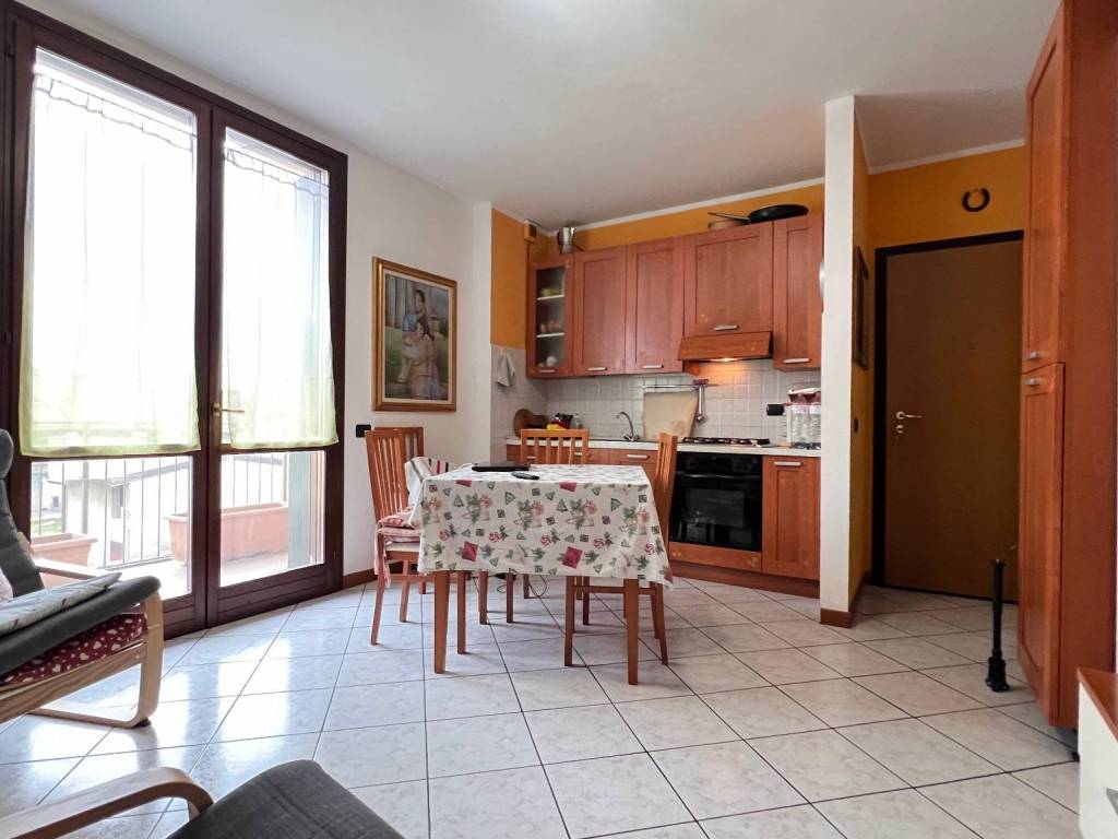 appartamento in vendita a Bellinzago Lombardo