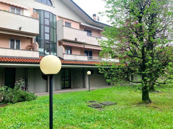 appartamento in vendita a Bellinzago Lombardo