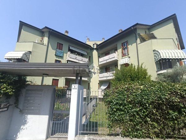 appartamento in vendita a Bellinzago Lombardo