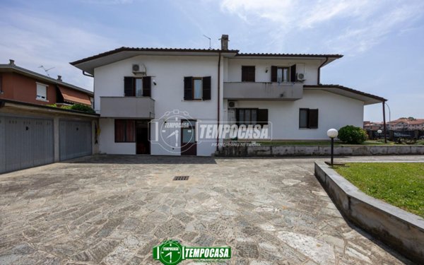 appartamento in vendita a Bellinzago Lombardo