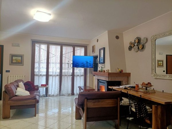 casa indipendente in vendita a Bellinzago Lombardo