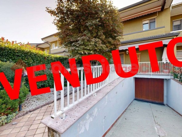 casa indipendente in vendita a Bellinzago Lombardo