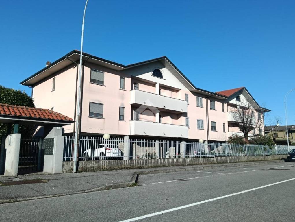 appartamento in vendita a Bellinzago Lombardo