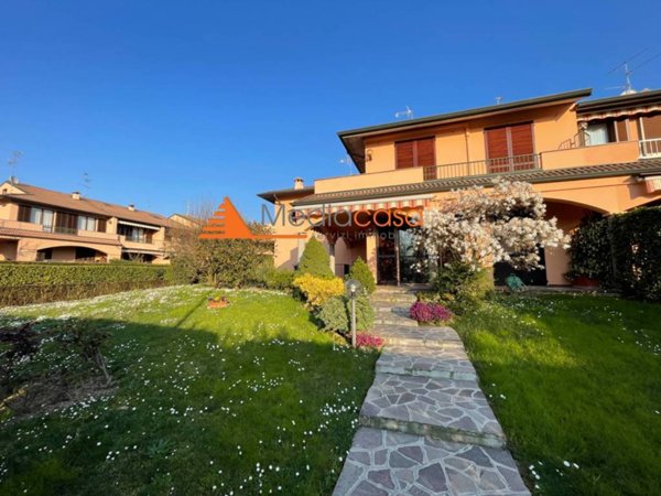 casa indipendente in vendita a Bellinzago Lombardo