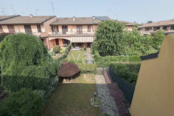 casa indipendente in vendita a Bellinzago Lombardo