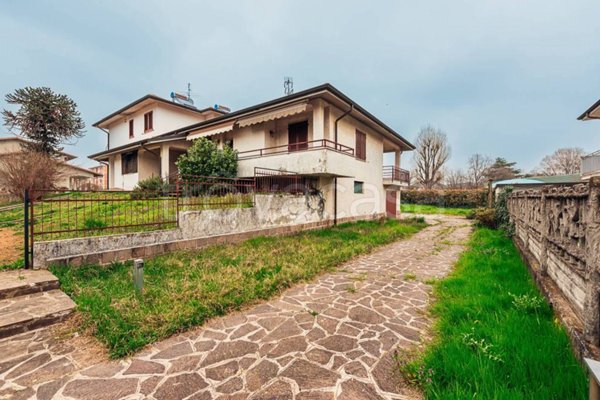 casa indipendente in vendita a Bellinzago Lombardo