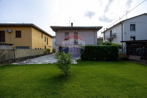 appartamento in vendita a Bellinzago Lombardo