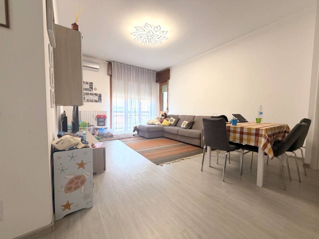 appartamento in vendita a Bellinzago Lombardo