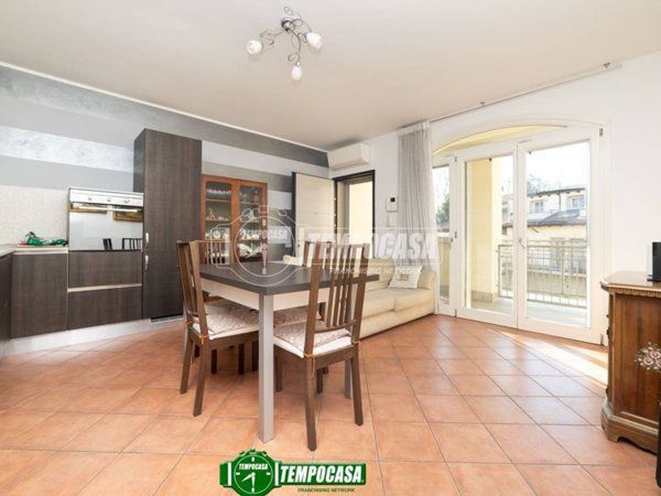 appartamento in vendita a Bellinzago Lombardo