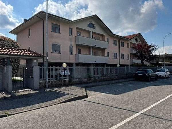 appartamento in vendita a Bellinzago Lombardo