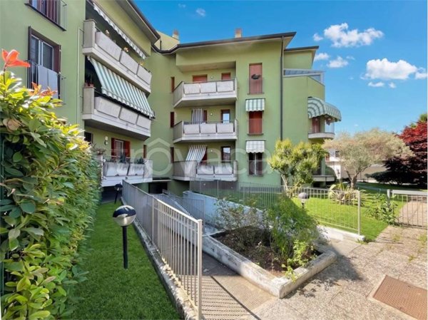 appartamento in vendita a Bellinzago Lombardo in zona Villa Fornaci