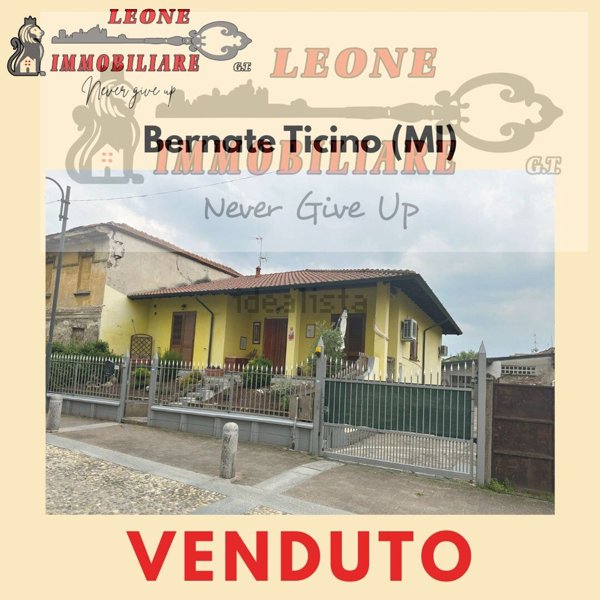 casa indipendente in vendita a Bernate Ticino