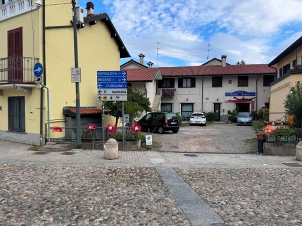 negozio in vendita a Bernate Ticino