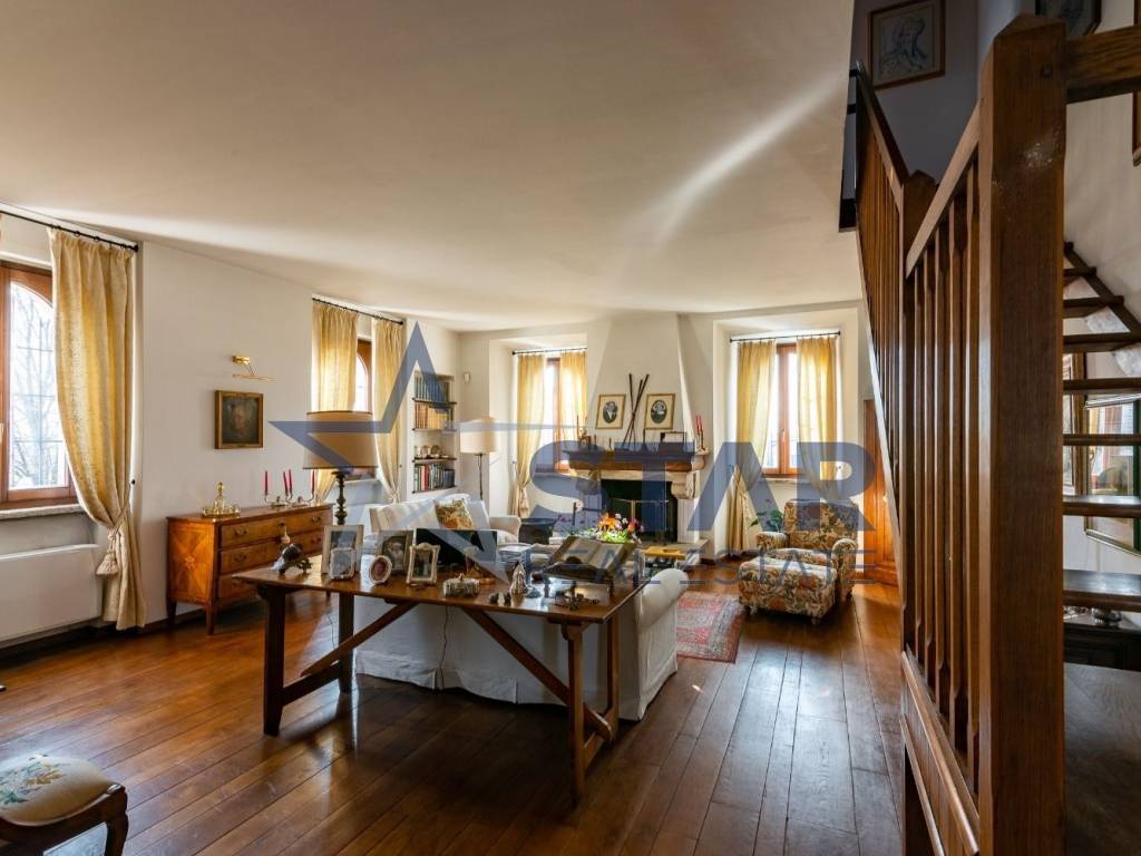 casa indipendente in vendita a Bernate Ticino